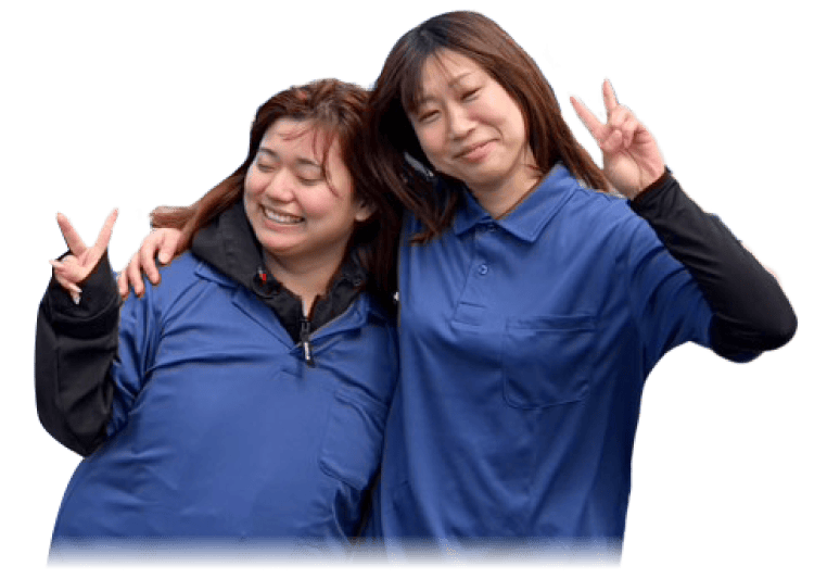 作業者の女性二人の写真